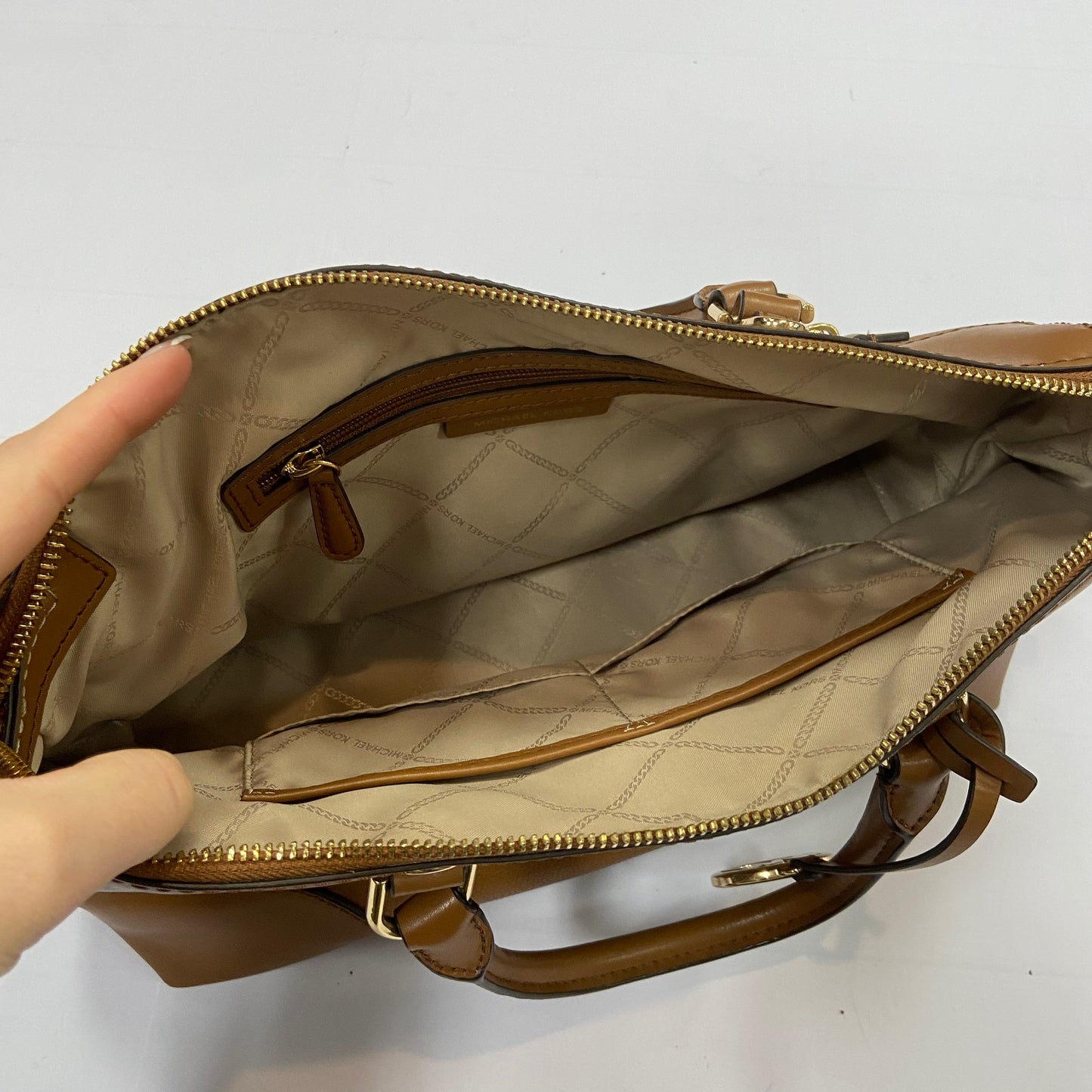 Handbag Designer By Michael By Michael Kors, Size: Medium