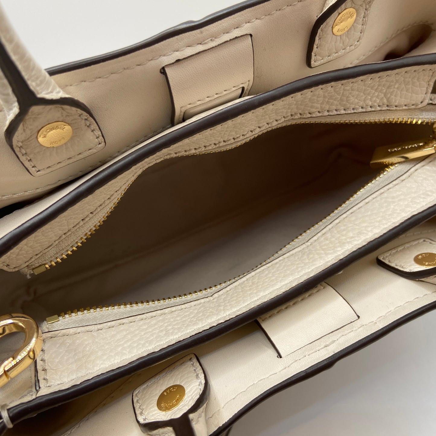 Crossbody Designer By Michael By Michael Kors, Size: Medium