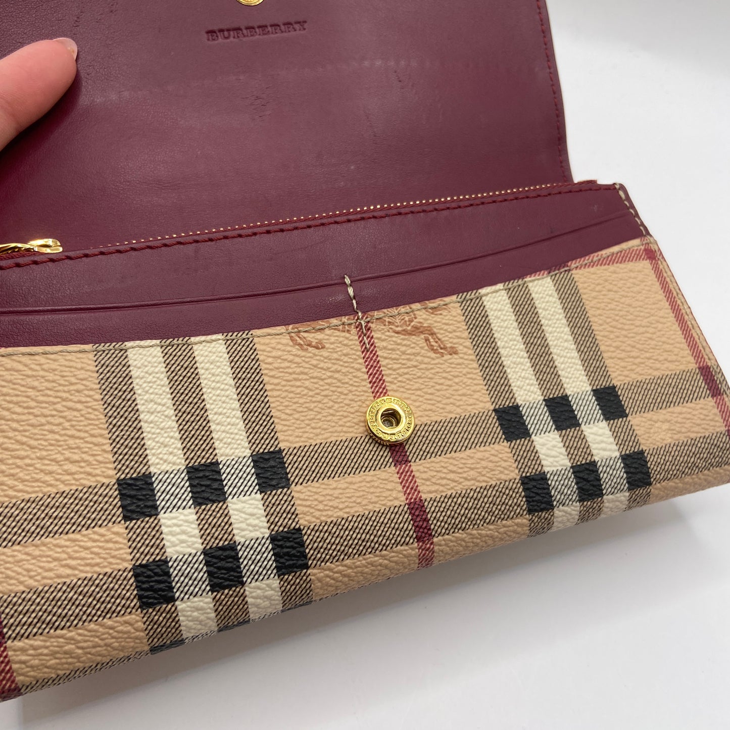 Wallet Luxury Designer By Burberry, Size: Medium