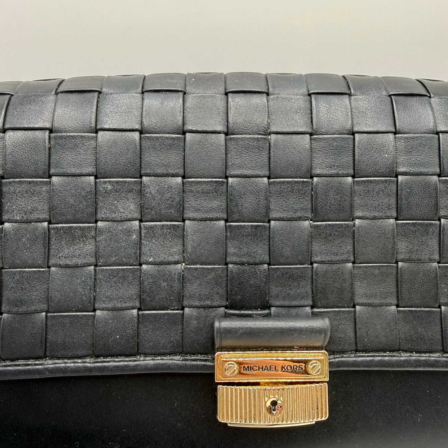 Crossbody Designer By Michael By Michael Kors, Size: Medium