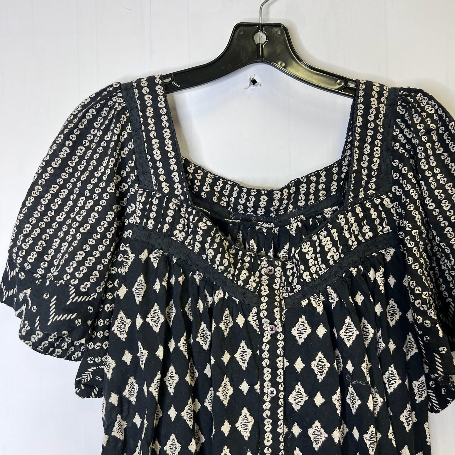 Top Short Sleeve By Free People In Black, Size: Xl