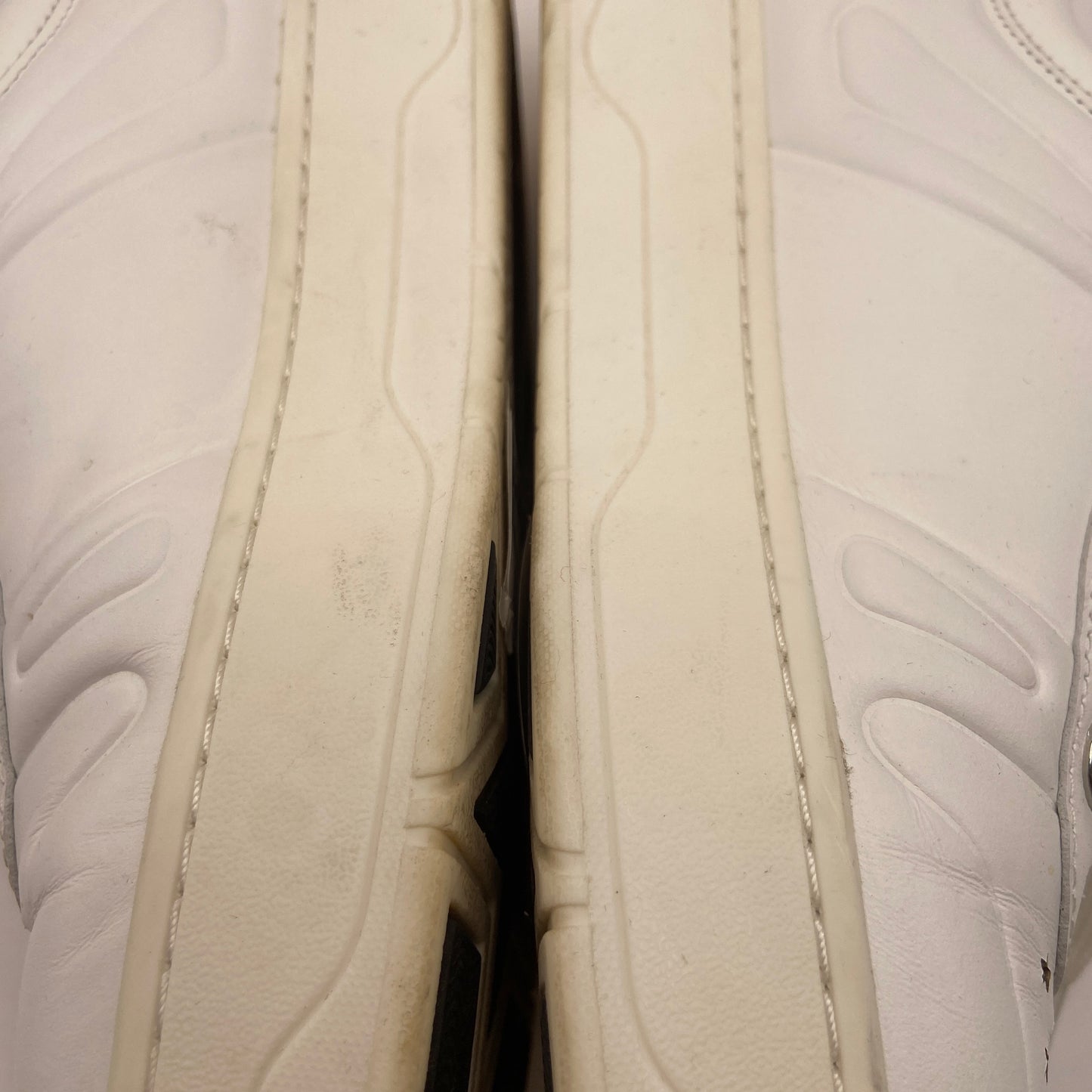 Shoes Luxury Designer By Jimmy Choo In White, Size: 9.5