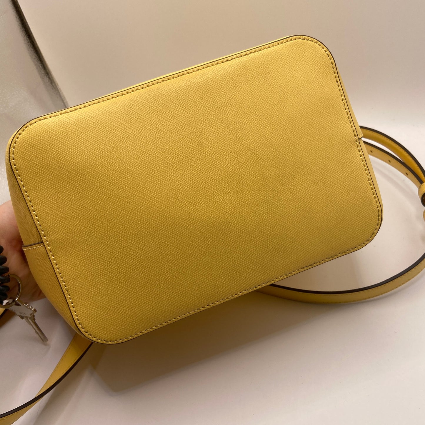 Crossbody Designer By Kate Spade, Size: Medium