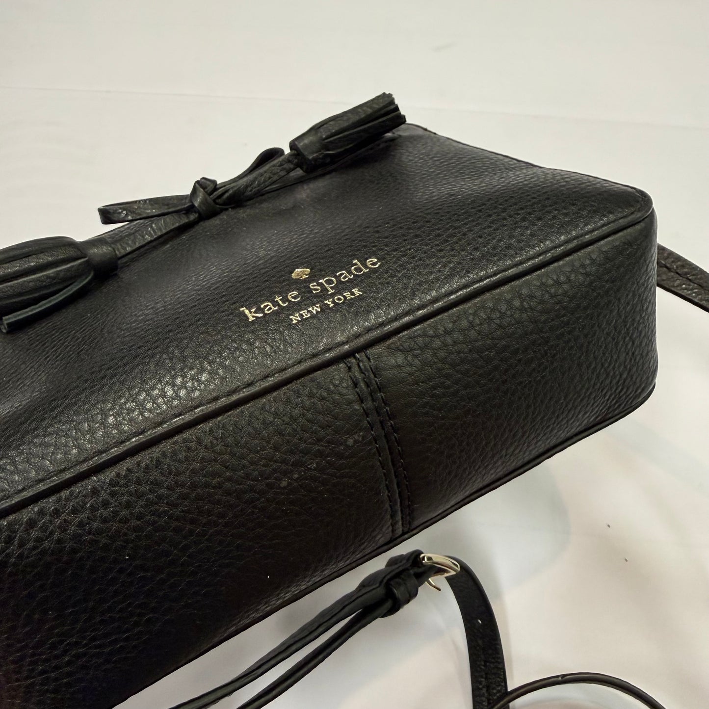 Crossbody Designer By Kate Spade, Size: Medium