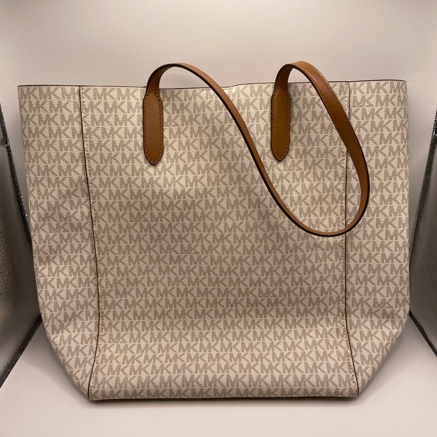 Tote Designer By Michael By Michael Kors, Size: Medium
