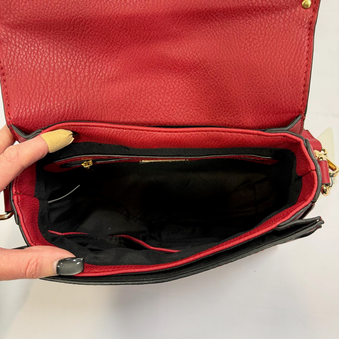 Crossbody By Clothes Mentor, Size: Medium
