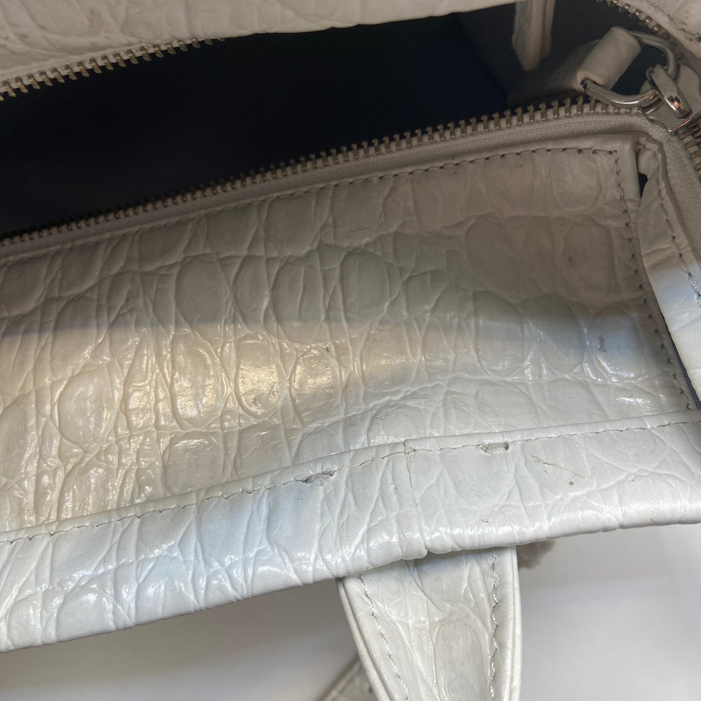 Tote Luxury Designer By Marc Jacobs, Size: Large
