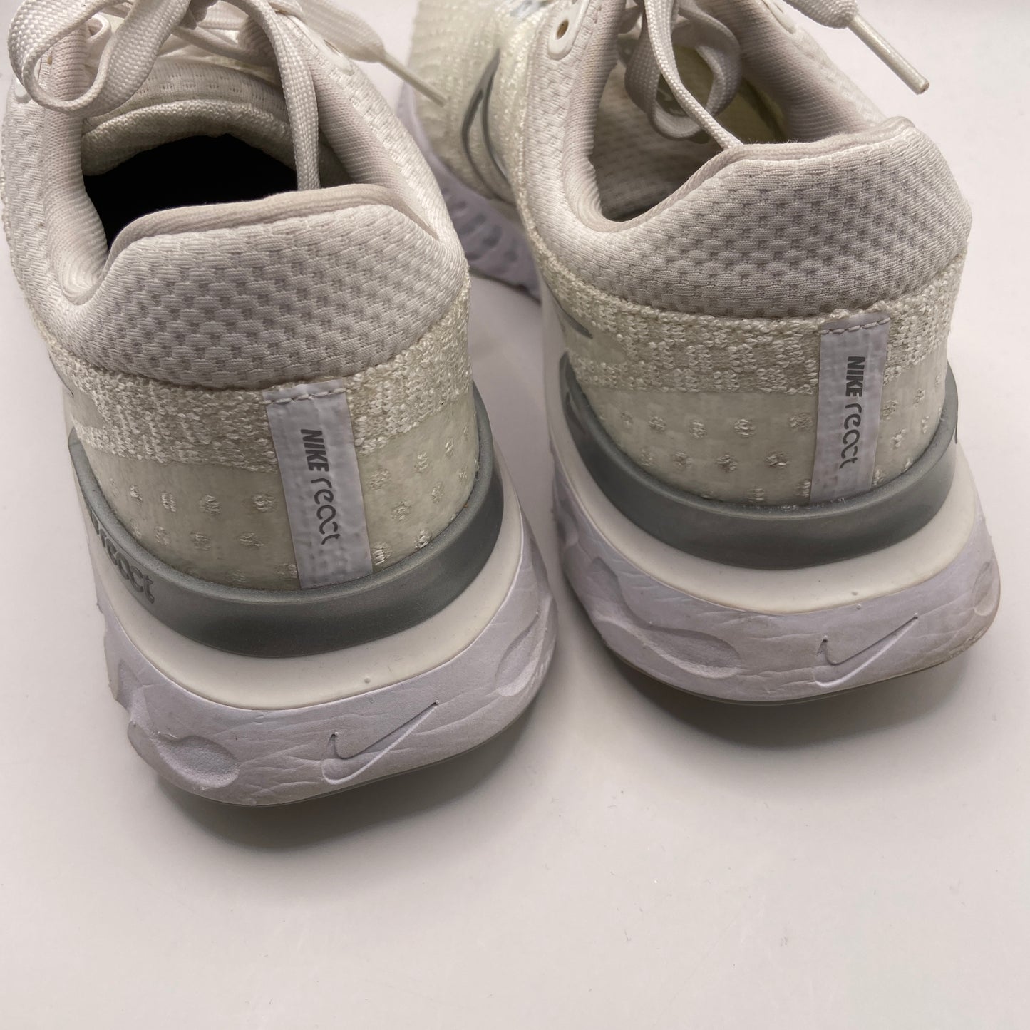 Shoes Athletic By Nike In White, Size: 9.5