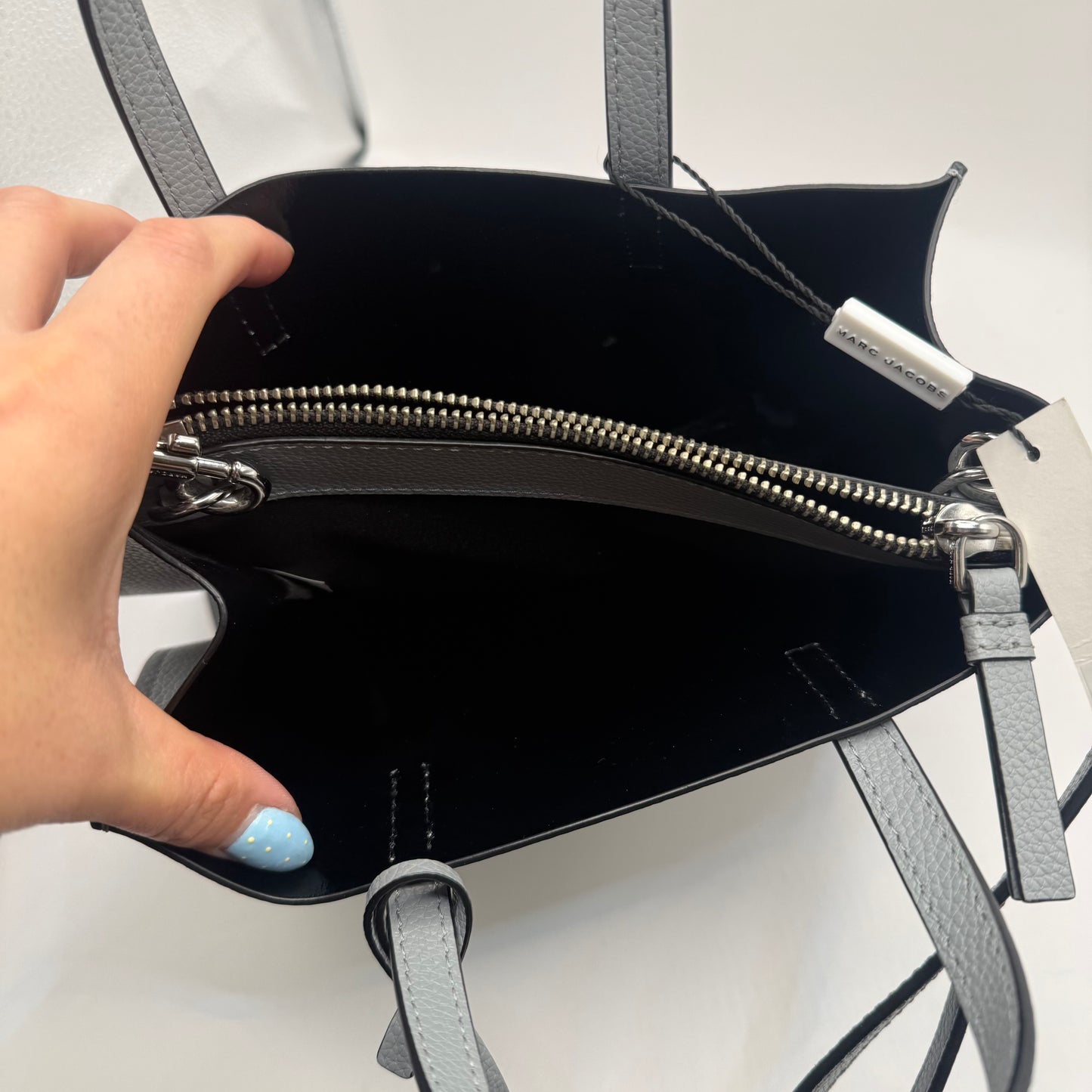 Crossbody Luxury Designer By Marc Jacobs, Size: Small