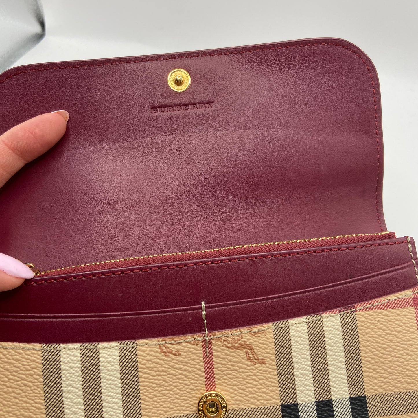 Wallet Luxury Designer By Burberry, Size: Medium