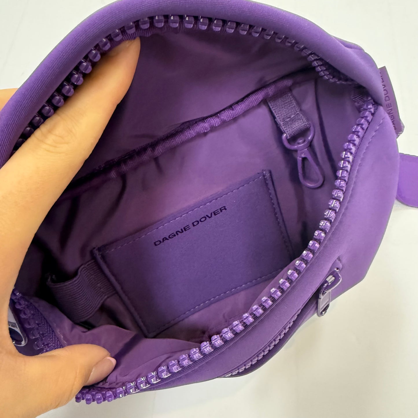 Belt Bag By Cmb, Size: Medium