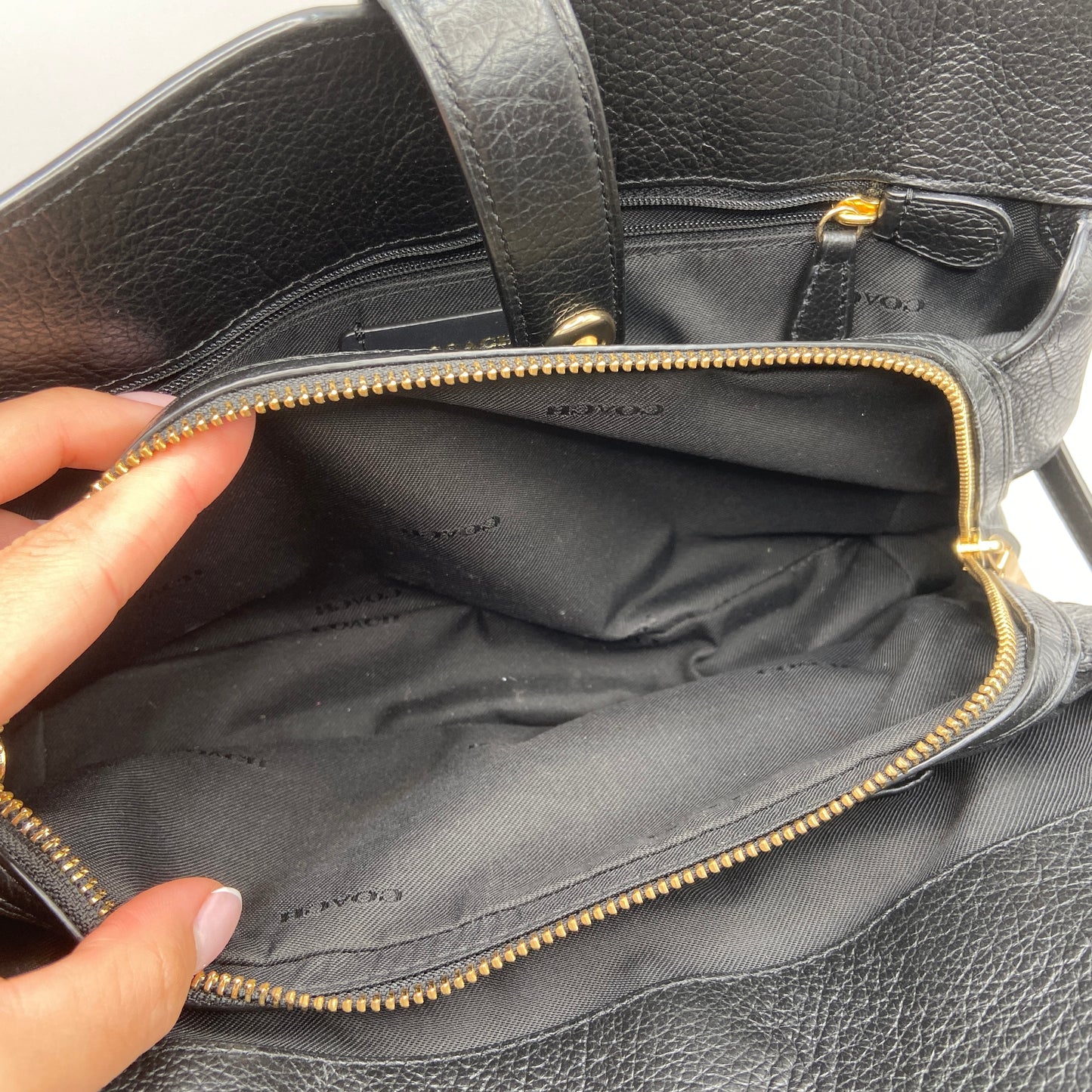 Handbag Designer By Coach, Size: Medium