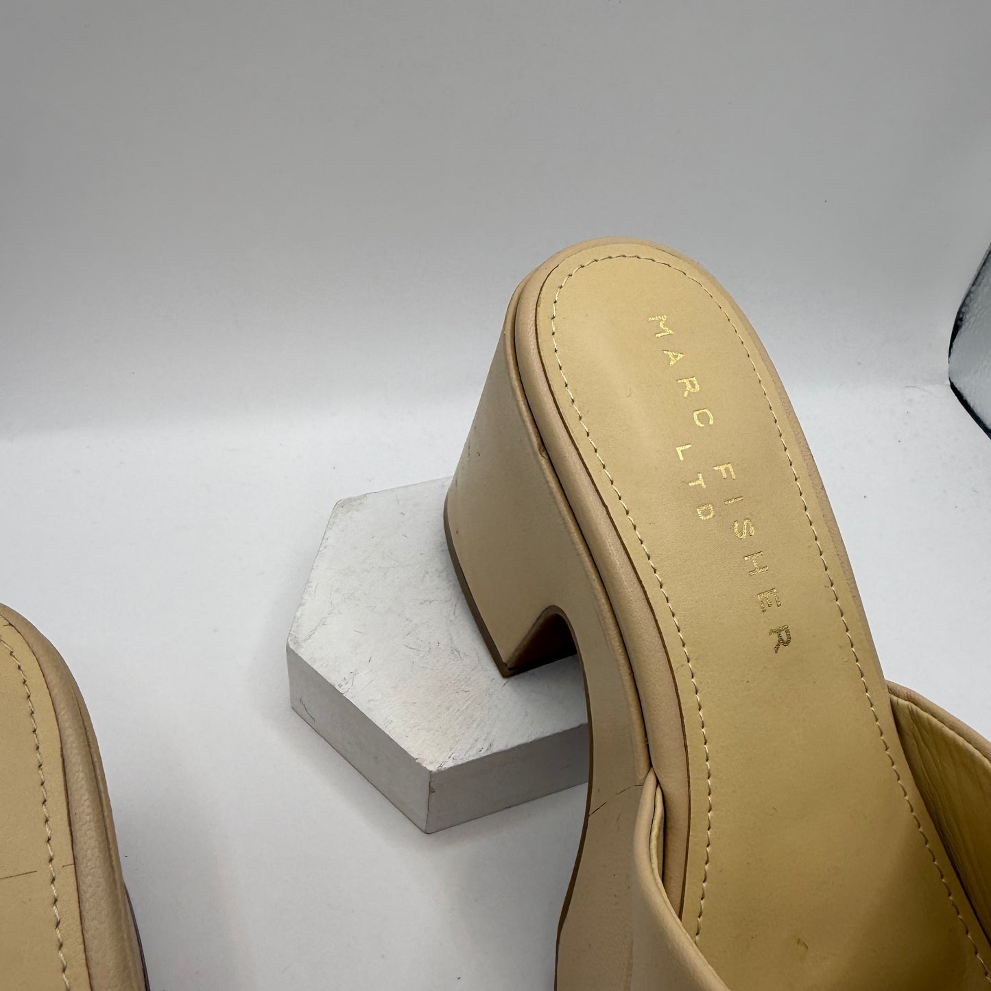 Shoes Heels Block By Marc Fisher In Tan, Size: 5.5