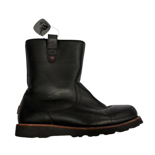Boots Designer By Ugg In Black, Size: 9