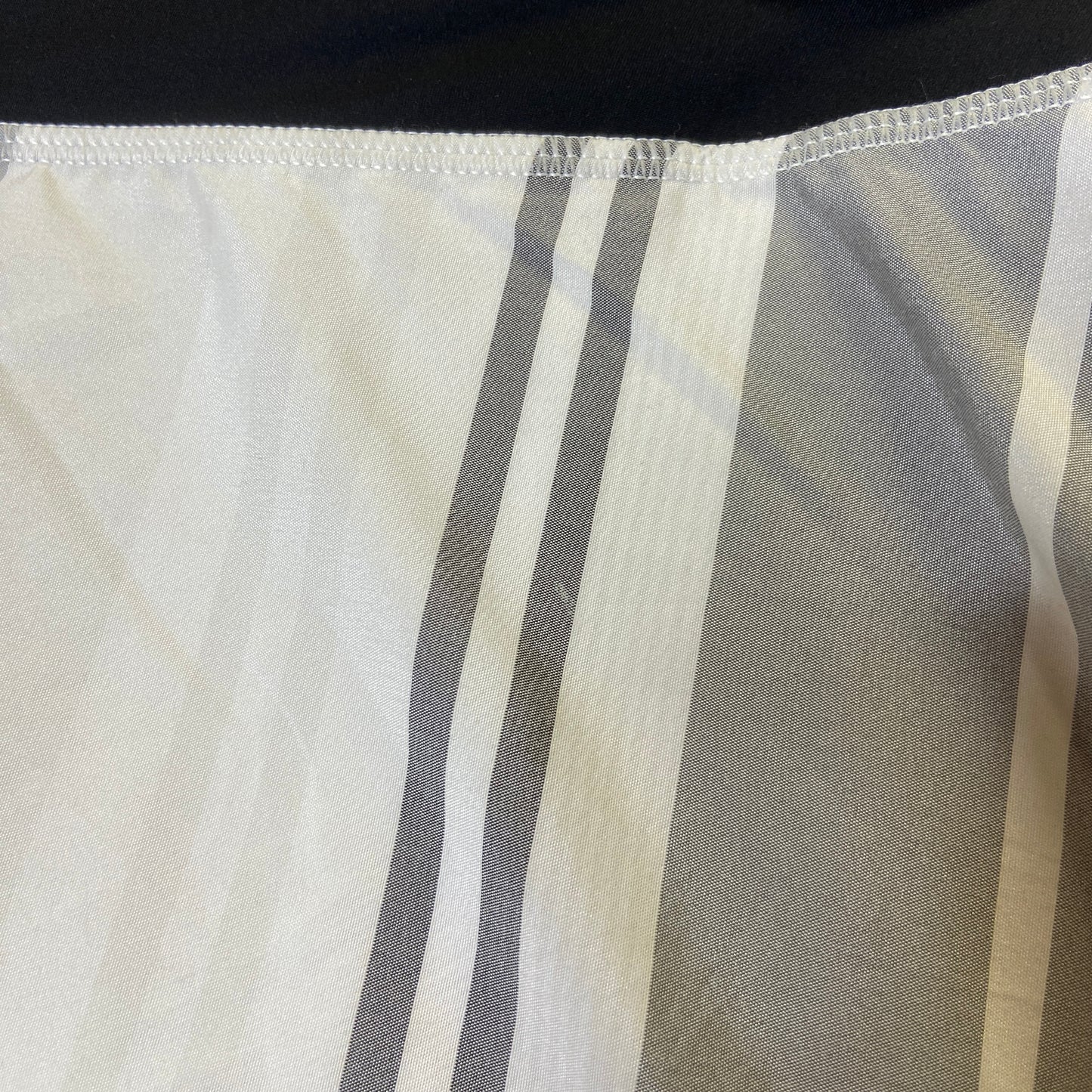 Athletic Skort By Lululemon In Grey, Size: 8