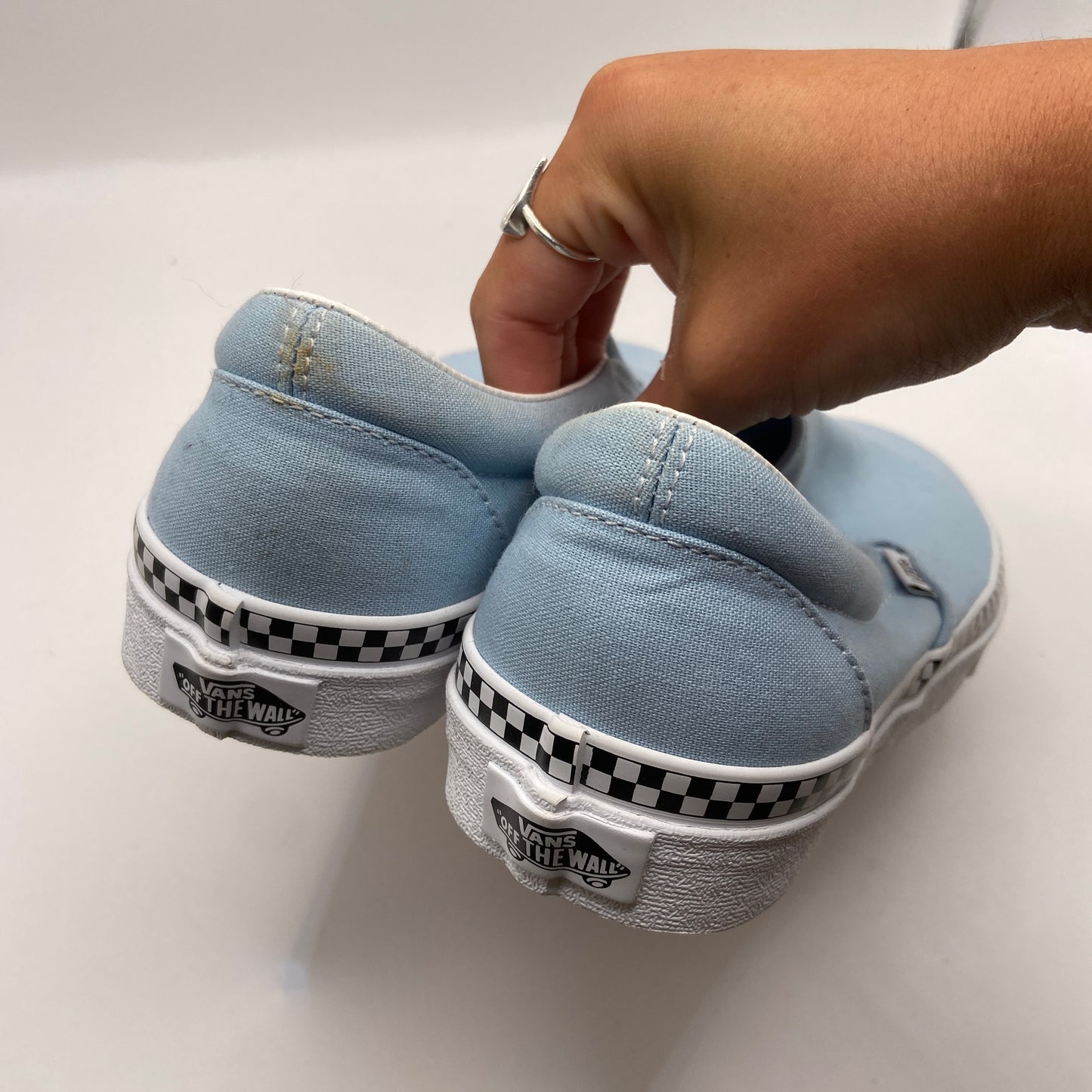 Shoes Sneakers By Vans In Blue, Size: 9