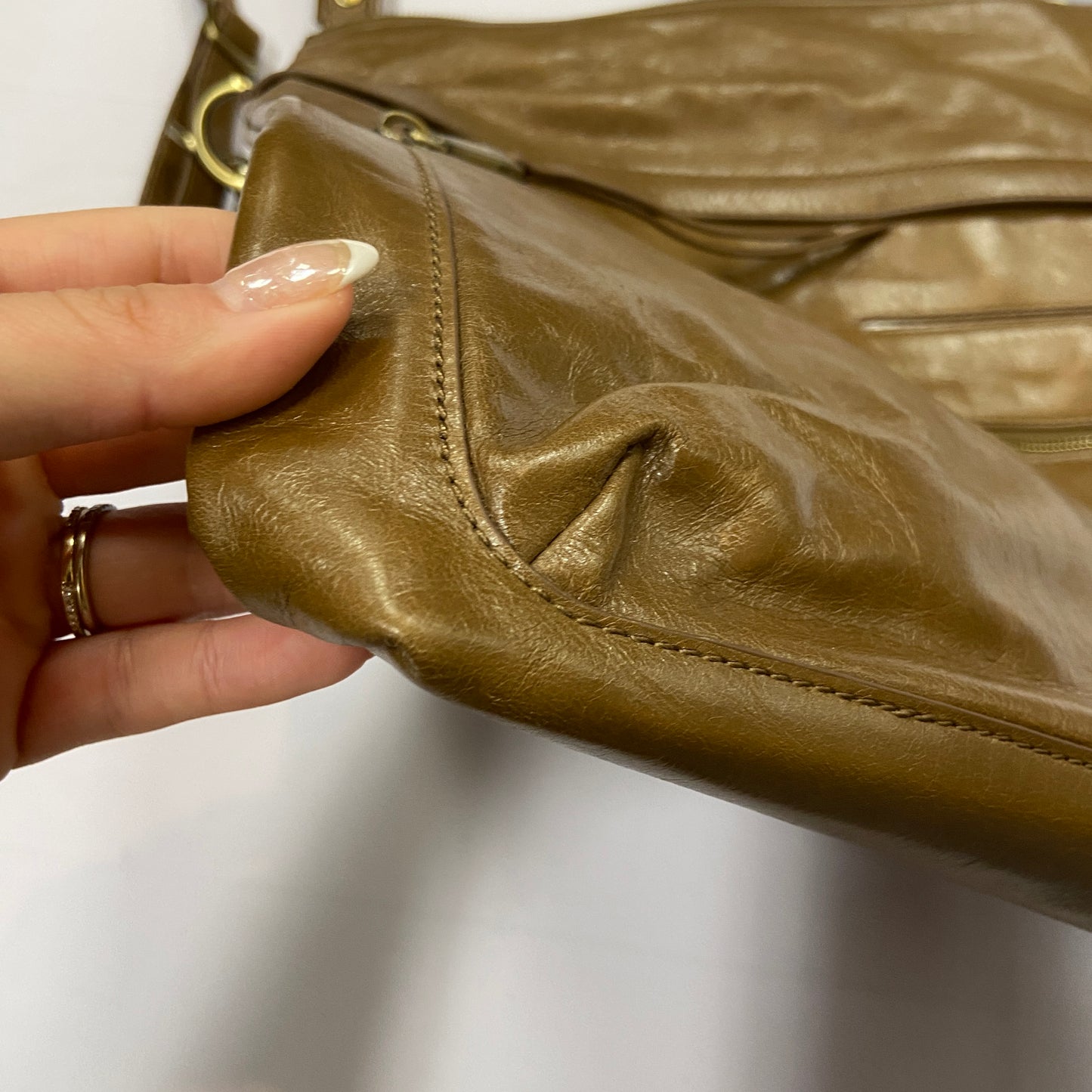 Handbag Leather By Hobo Intl, Size: Medium