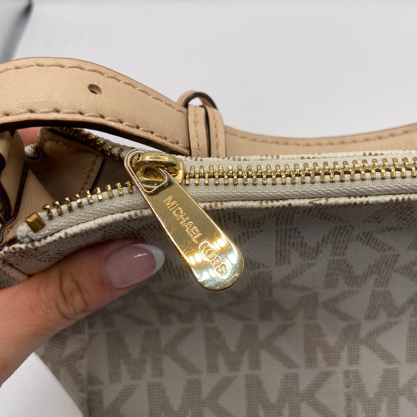 Handbag Designer By Michael By Michael Kors, Size: Medium