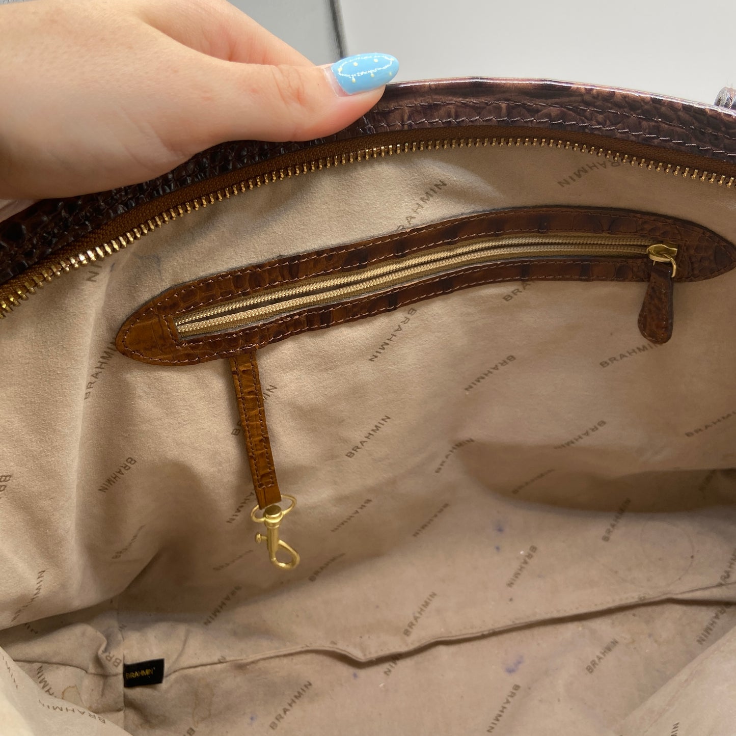 Handbag Designer By Brahmin, Size: Large