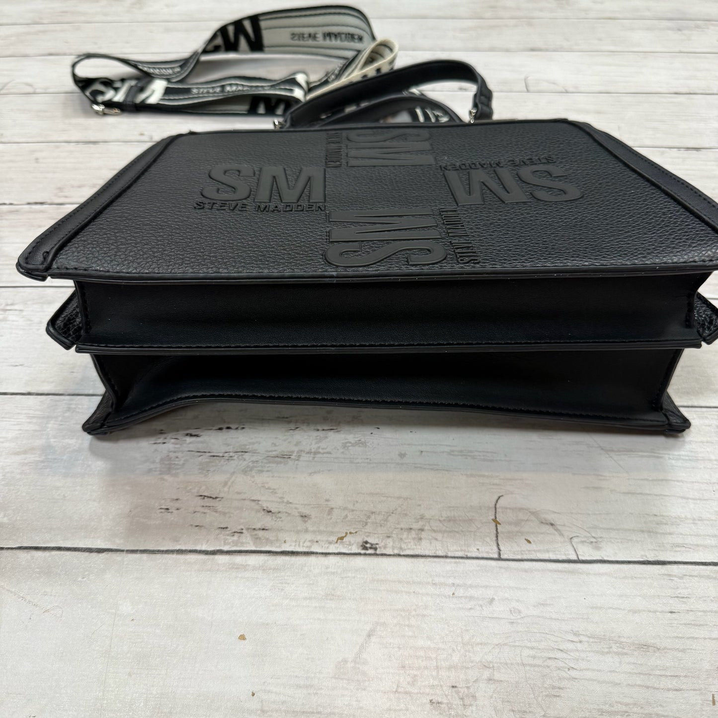 Crossbody By Steve Madden, Size: Medium