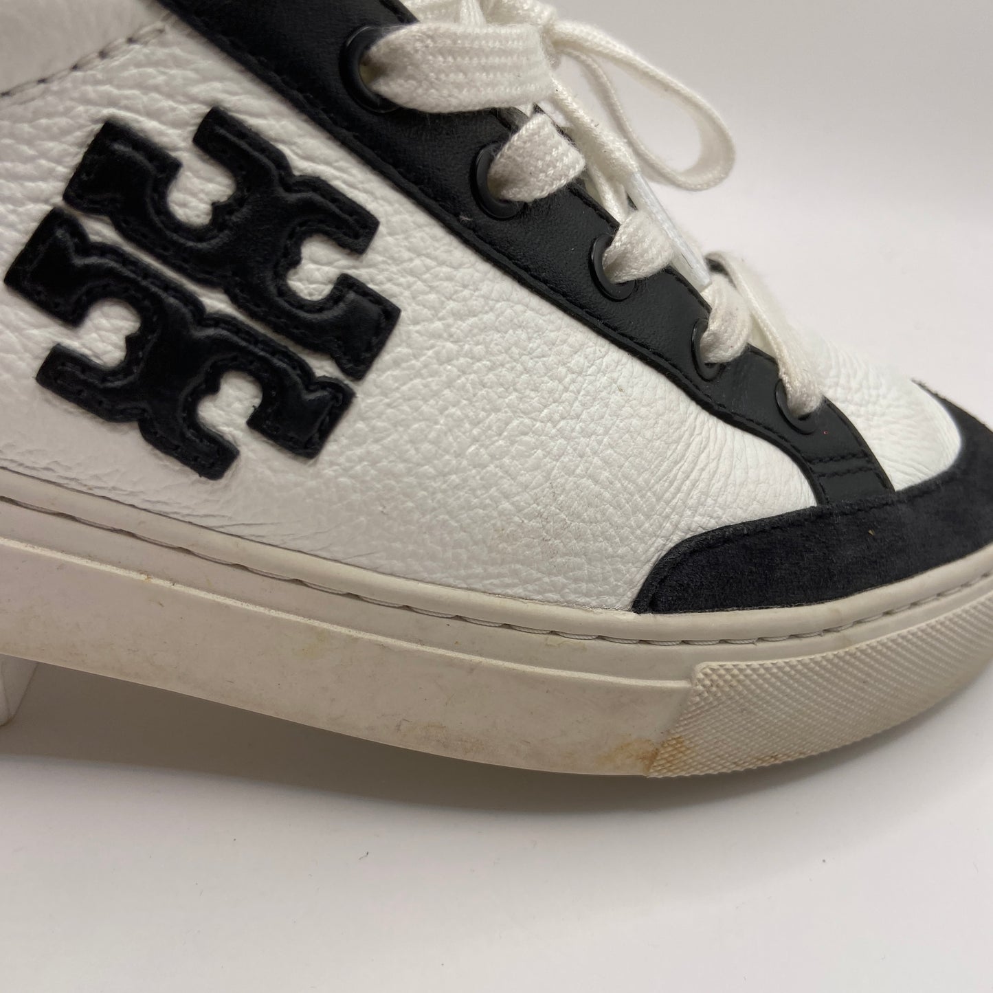 Shoes Designer By Tory Burch In Black & White, Size: 9