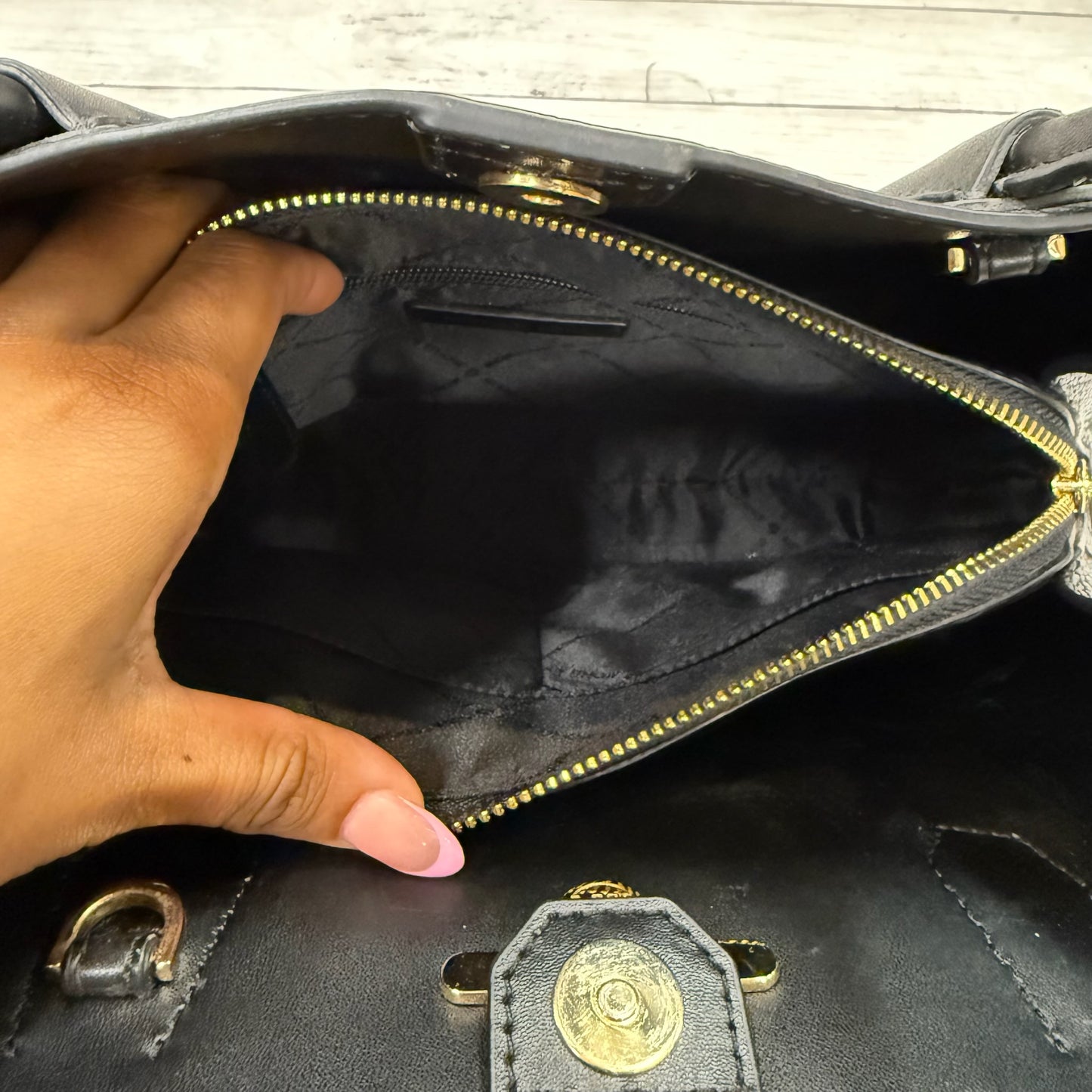 Handbag Designer By Michael By Michael Kors, Size: Medium