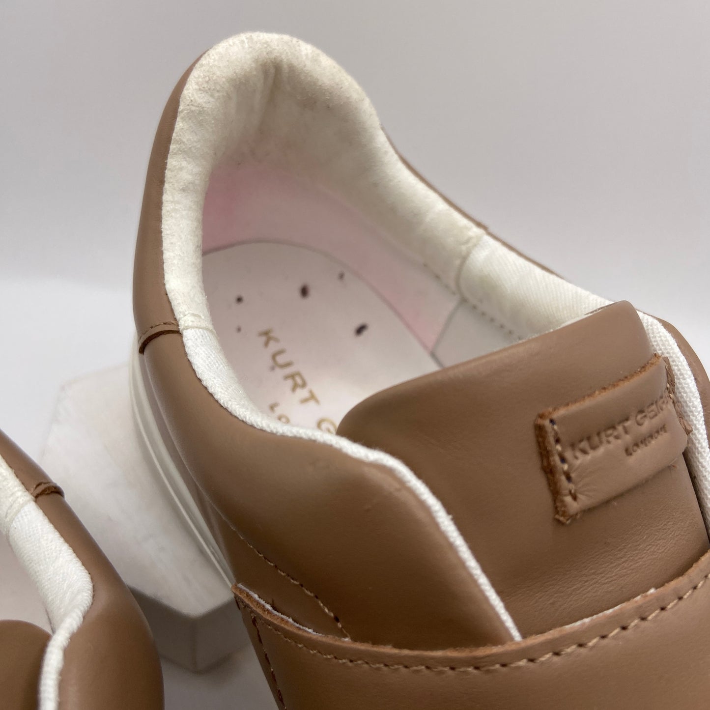 Shoes Designer By Kurt Geiger In Beige, Size: 10