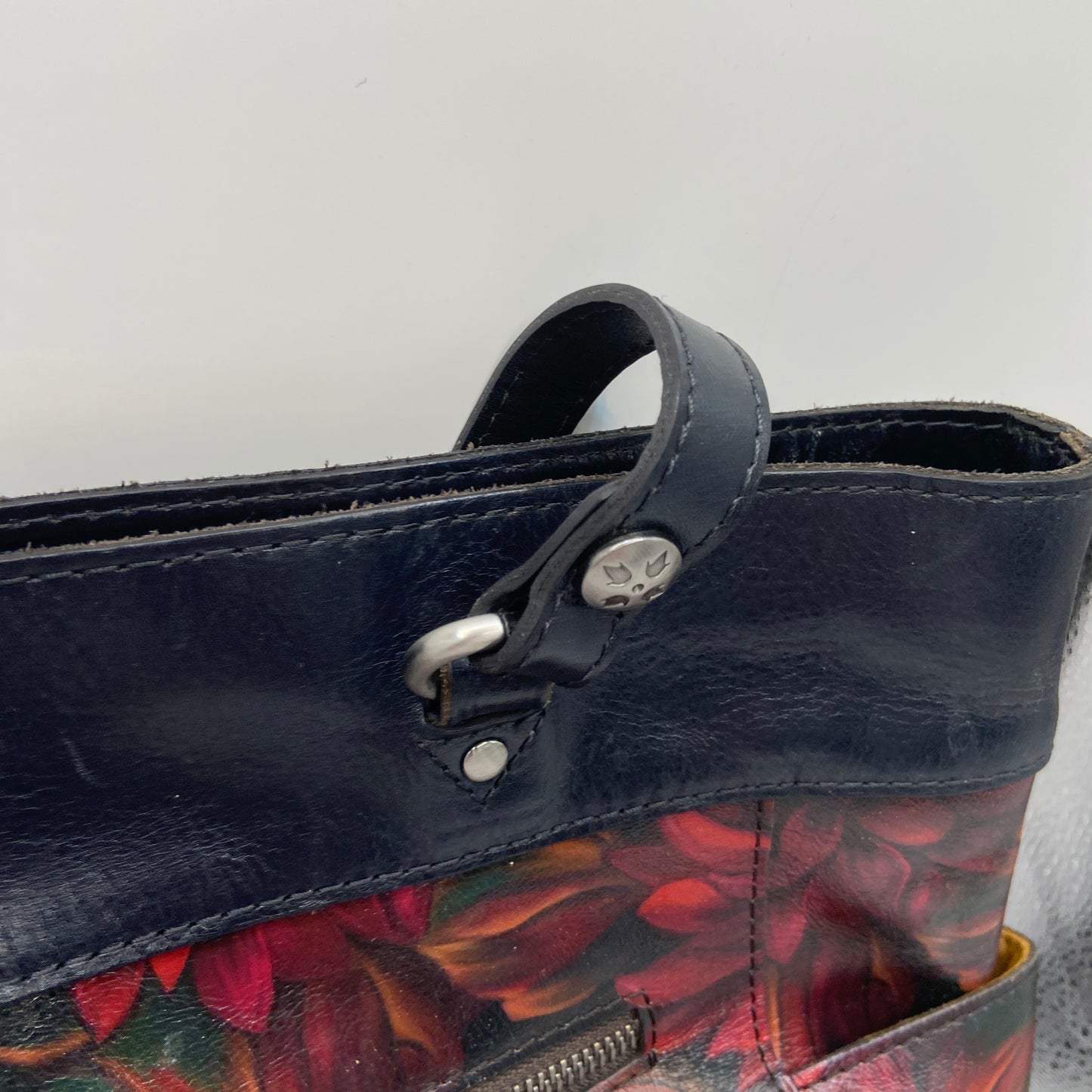 Handbag Designer By Patricia Nash, Size: Medium