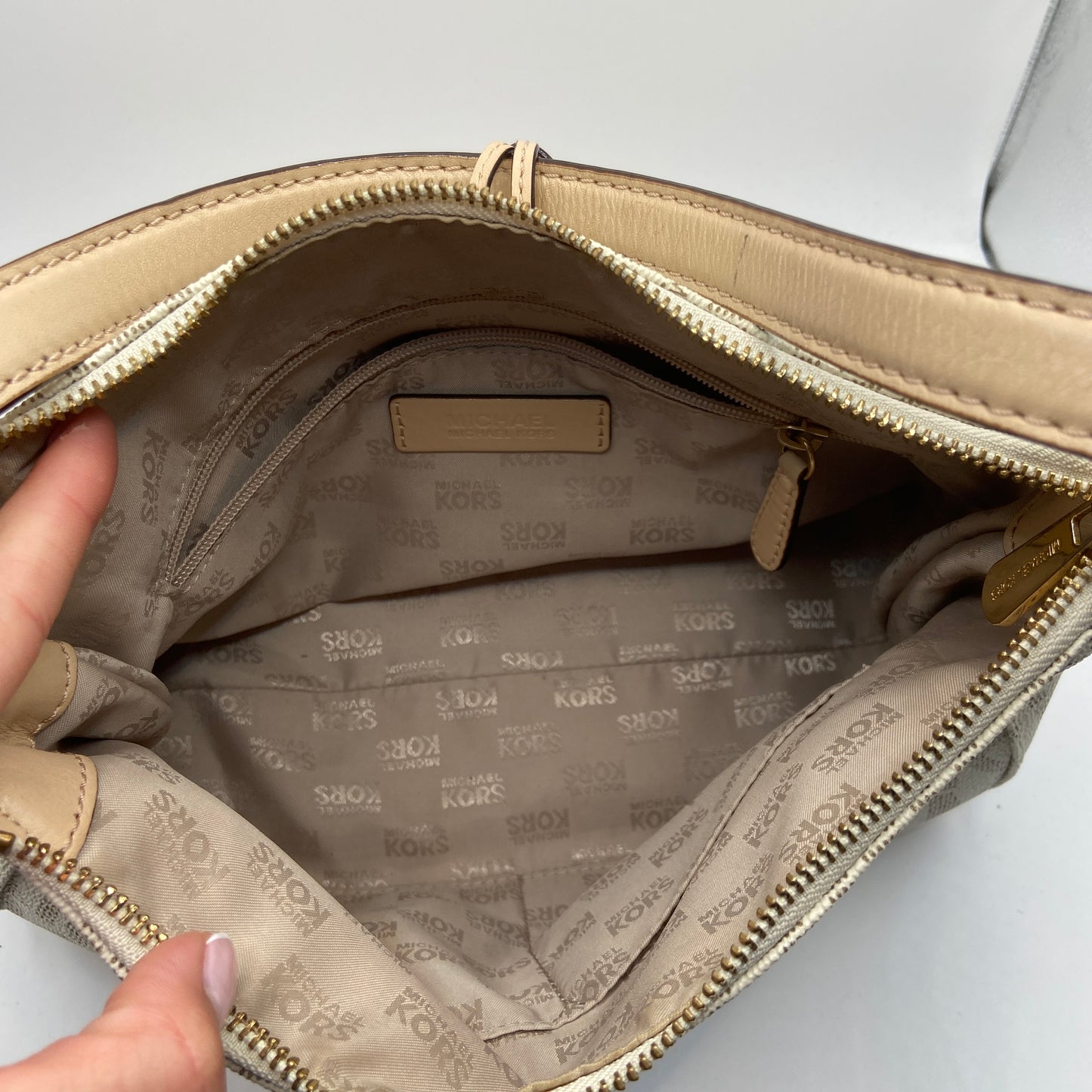 Handbag Designer By Michael By Michael Kors, Size: Medium