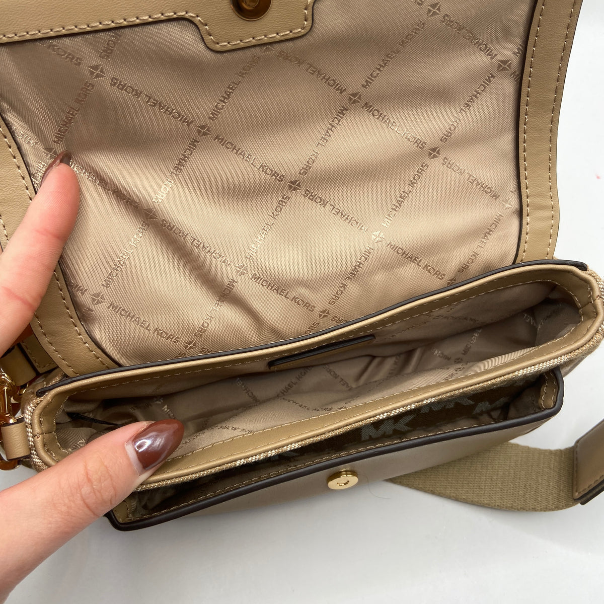 Crossbody Designer By Michael By Michael Kors, Size: Small