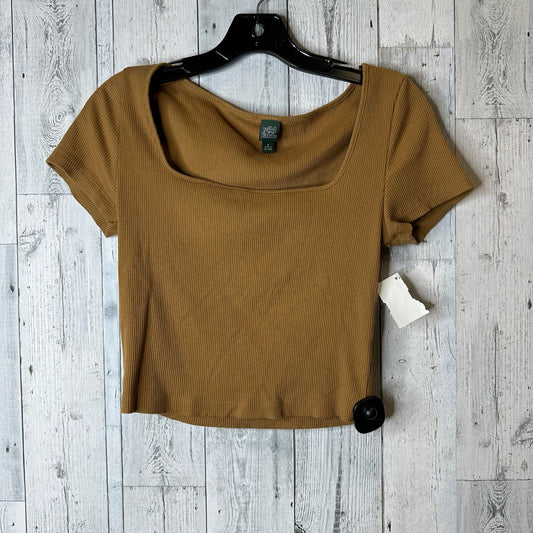 Top Short Sleeve Basic By Wild Fable  Size: M