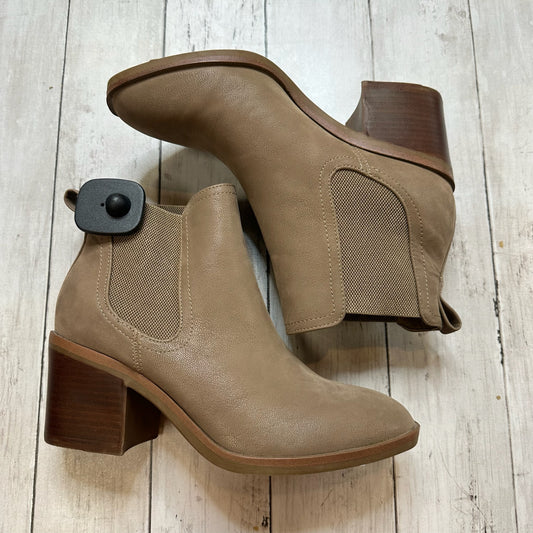 Boots Knee Heels By Mia  Size: 7.5