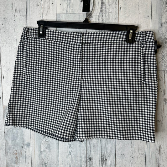 Shorts By Anne Klein  Size: 14
